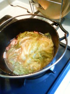 簡単 春きゃべつとベーコンのスープ-レシピのメイン写真