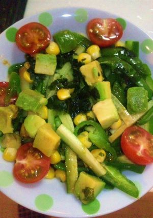 カットアボカドと野菜＆豆腐のサラダ-レシピのメイン写真