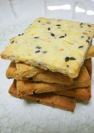 さつまいもとゴマの米粉クラッカー-レシピのメイン写真