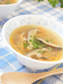 干し椎茸とひき肉のスープ-レシピのメイン写真