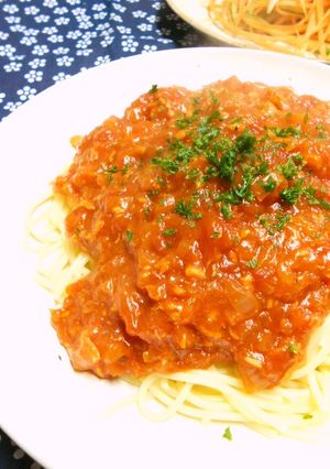 鮭フレーク入りトマトソースのパスタ-レシピのメイン写真