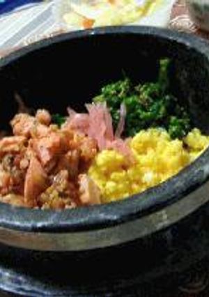 柚子味噌風味の鮭三色丼（鮭アラ使用）-レシピのメイン写真