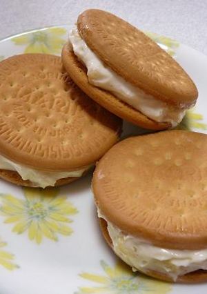 ヨーグルトクリームサンド-レシピのメイン写真