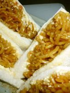 中学生の味~焼きそばサンドイッチ-レシピのメイン写真