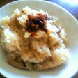 食べるラー油とバターの最強丼