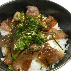 รูปของ 簡単♪♪カルビ丼