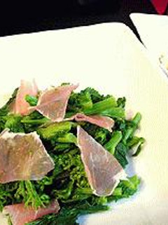 苦味が大人味♪菜の花サラダ-レシピのメイン写真