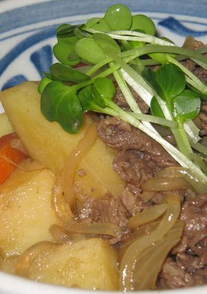 [胃袋ワシ掴み]　おかあちゃんの肉じゃが-レシピのメイン写真