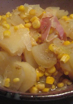 コーン缶とじゃがいもの煮物-レシピのメイン写真