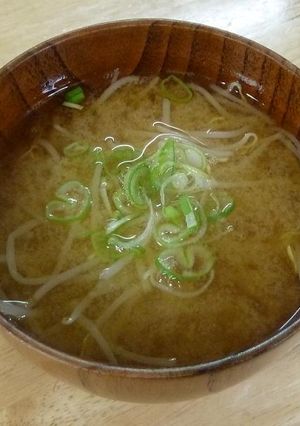 味噌ラーメンを食べた気になれる!?味噌汁-レシピのメイン写真
