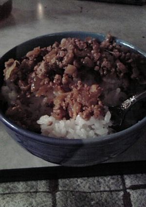 一人ご飯に☆挽き肉で簡単♪そぼろご飯-レシピのメイン写真