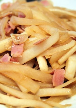 大根とベーコンのバター醤油炒め-レシピのメイン写真