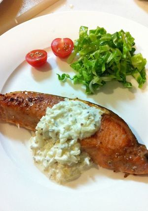 簡単☆鮭のバターしょうゆ☆ムニエル風♪-レシピのメイン写真