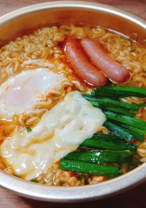 プデチゲ　カムジャ麺or辛ラーメン-レシピのメイン写真