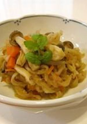鶏がらスープ　ｄｅ　切干大根の煮物-レシピのメイン写真