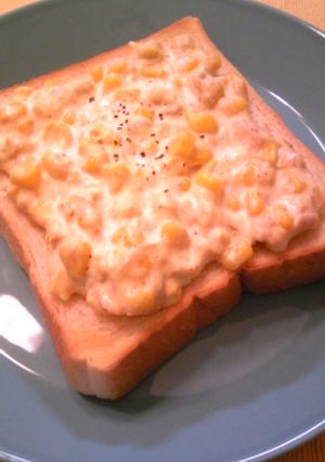 ちゃちゃっと簡単☆コーンツナマヨトースト-レシピのメイン写真