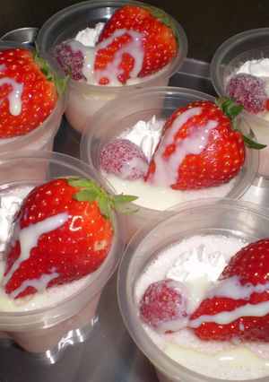 雛祭にも・プレミアムカルピスゼリー苺味♪-レシピのメイン写真