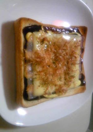 トーストでチーズお好み焼き風！？-レシピのメイン写真