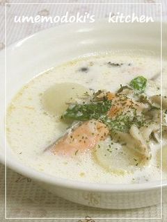 ✿鮭とカブとシメジのミルクスープ-レシピのメイン写真