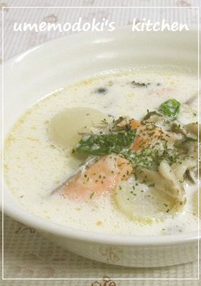 ✿鮭とカブとシメジのミルクスープ-レシピのメイン写真