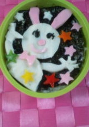 うさぎちゃんかまぼこ弁当 キャラ弁-レシピのメイン写真
