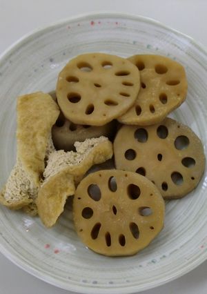 簡単煮付け★レンコンと油揚げの煮付け-レシピのメイン写真