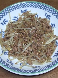かんたんひき肉炒め(もやし、片栗しあげ)-レシピのメイン写真