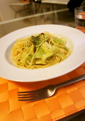 キャベツとアンチョビのペペロンチーノ-レシピのメイン写真