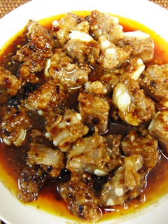 簡単!老干媽で豚軟骨蒸し(豆鼓蒸排骨)-レシピのメイン写真