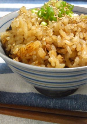 簡単！炊き込みご飯-レシピのメイン写真