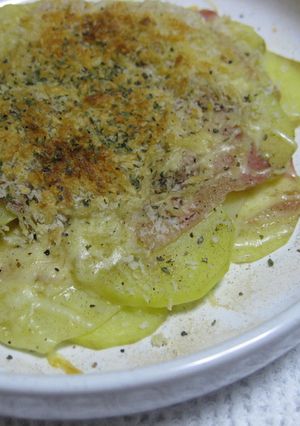 ジャガイモ＊ベーコン＊チーズの重ね焼き＊-レシピのメイン写真