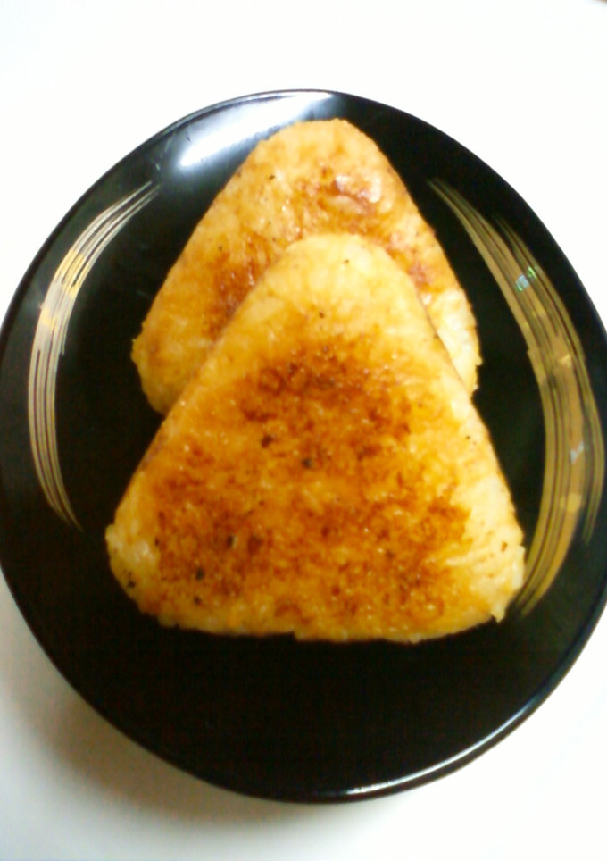 簡単で絶品♪味噌焼きおにぎり-レシピのメイン写真