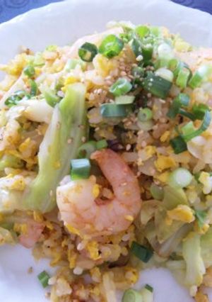 海老とキャベツでヘルシー炒飯！-レシピのメイン写真