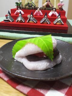 ひな祭りに!桜餅みたいなレンジいちご大福-レシピのメイン写真