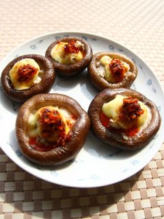 椎茸のマヨ焼き❤食べるラー油のせ-レシピのメイン写真