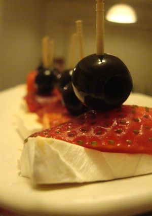 イチゴとチーズのオードブル-レシピのメイン写真