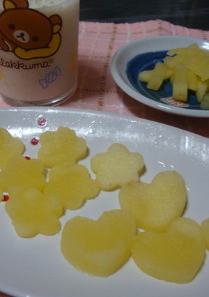 ママも一緒に一息いれて♪レンジで煮りんご-レシピのメイン写真