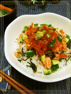 海の親子丼*我が家流 鮭フレ&いくら -レシピのメイン写真