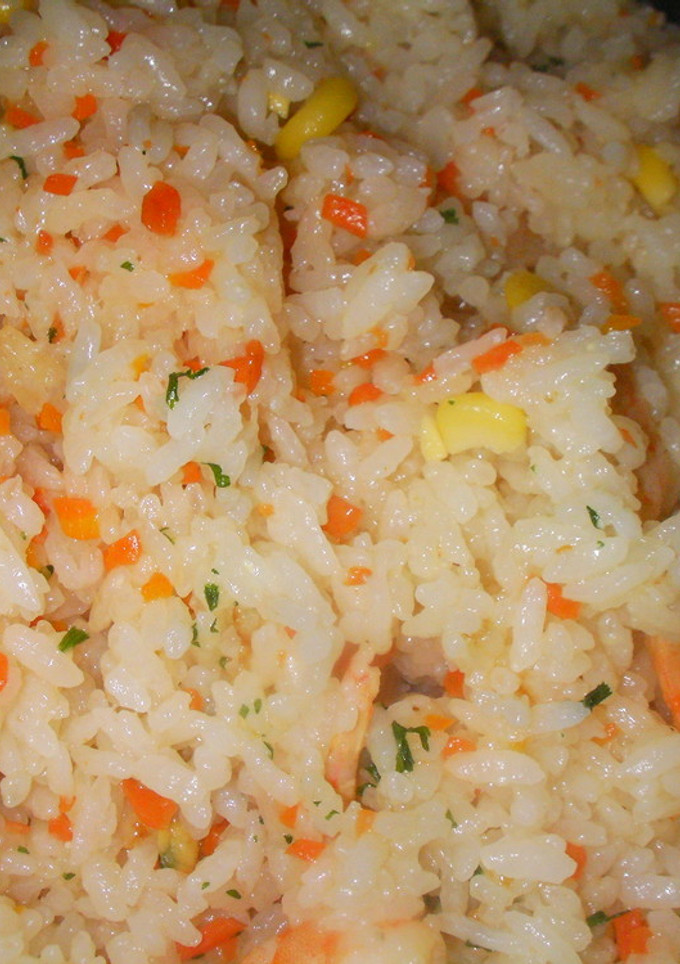炊飯器が作ってくれる☆エビピラフ♪-レシピのメイン写真