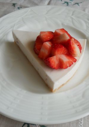 いちごのレアチーズケーキ-レシピのメイン写真