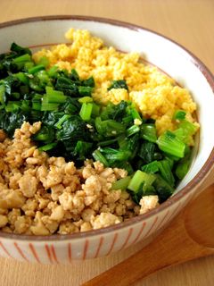 豆腐そぼろのヘルシー三色丼-レシピのメイン写真