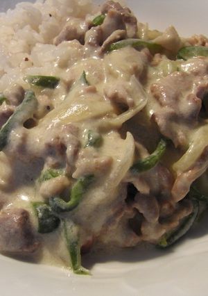 豚肉とピーマンのクリームソースかけご飯-レシピのメイン写真