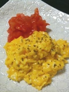超簡単♪ふわとろーりなスクランブルエッグ-レシピのメイン写真