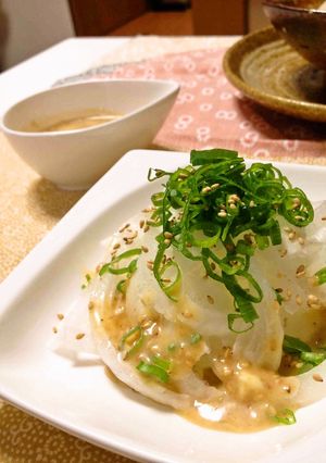 玉ねぎで血液さらさら♪簡単胡麻ドレサラダ-レシピのメイン写真