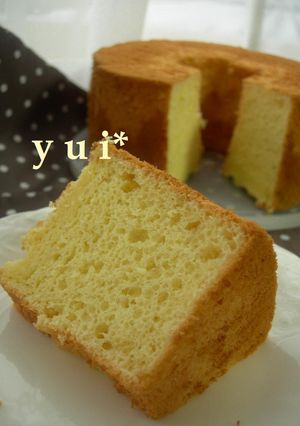 *ココナッツ風味のシフォンケーキ*-レシピのメイン写真