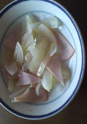 玉ねぎとハムのマリネ お弁当にも♪-レシピのメイン写真