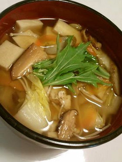 体ポカポカ鶏肉とごぼうのヘルシースープ-レシピのメイン写真