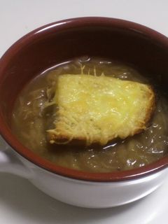 ちょ~簡単オニオングラタンスープ❤-レシピのメイン写真