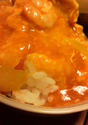 さっぱりヘルシー♪エビチリトマト豆腐丼-レシピのメイン写真