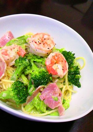 春キャベツと海老のクリームパスタ-レシピのメイン写真